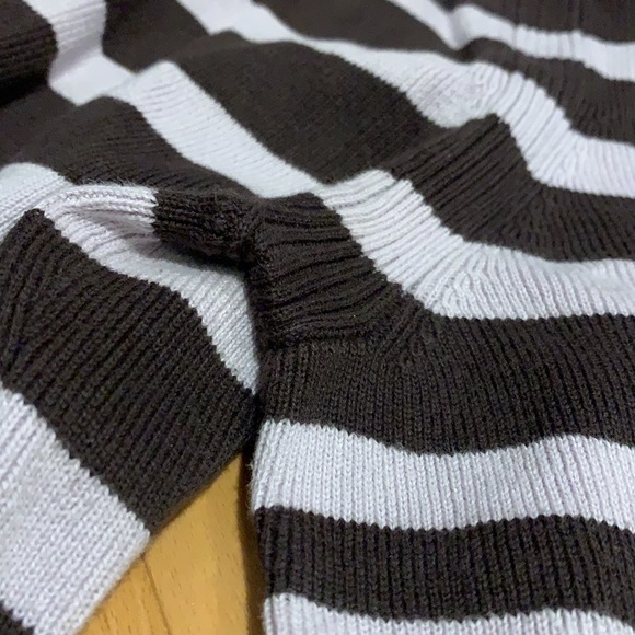 EUC RW&CO women’s Brown & Mauve Striped Turtleneck - size XL - Picture 13 of 17